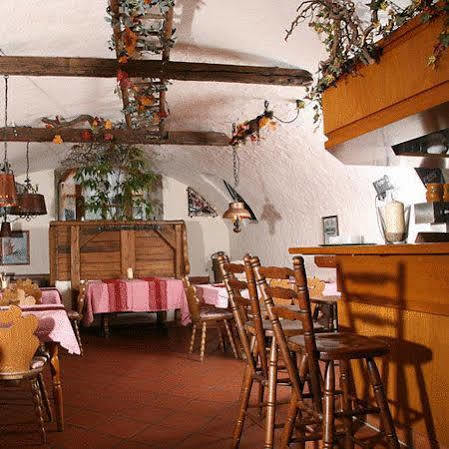 Hotel Adler Lauda-Königshofen Екстериор снимка